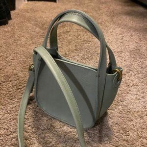 Madewell The Micro Sydney Crossbody Bag in Leather